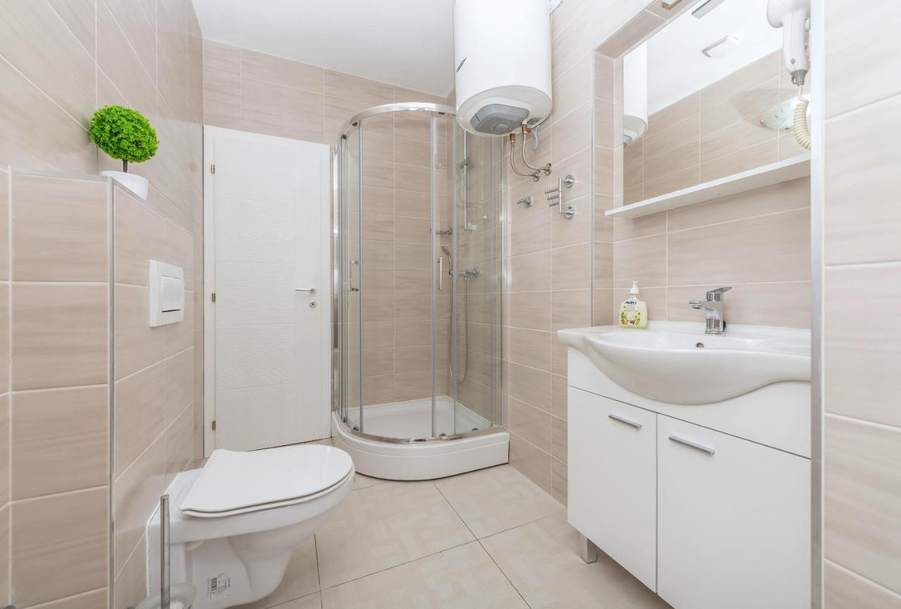 Apartmani Vukusic Promajna Exteriér fotografie
