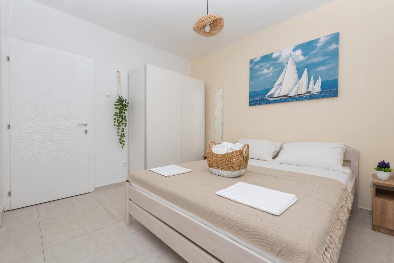 Apartmani Vukusic Promajna Exteriér fotografie