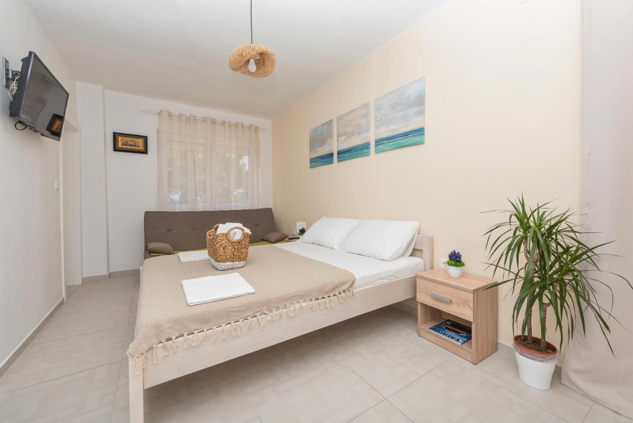 Apartmani Vukusic Promajna Exteriér fotografie