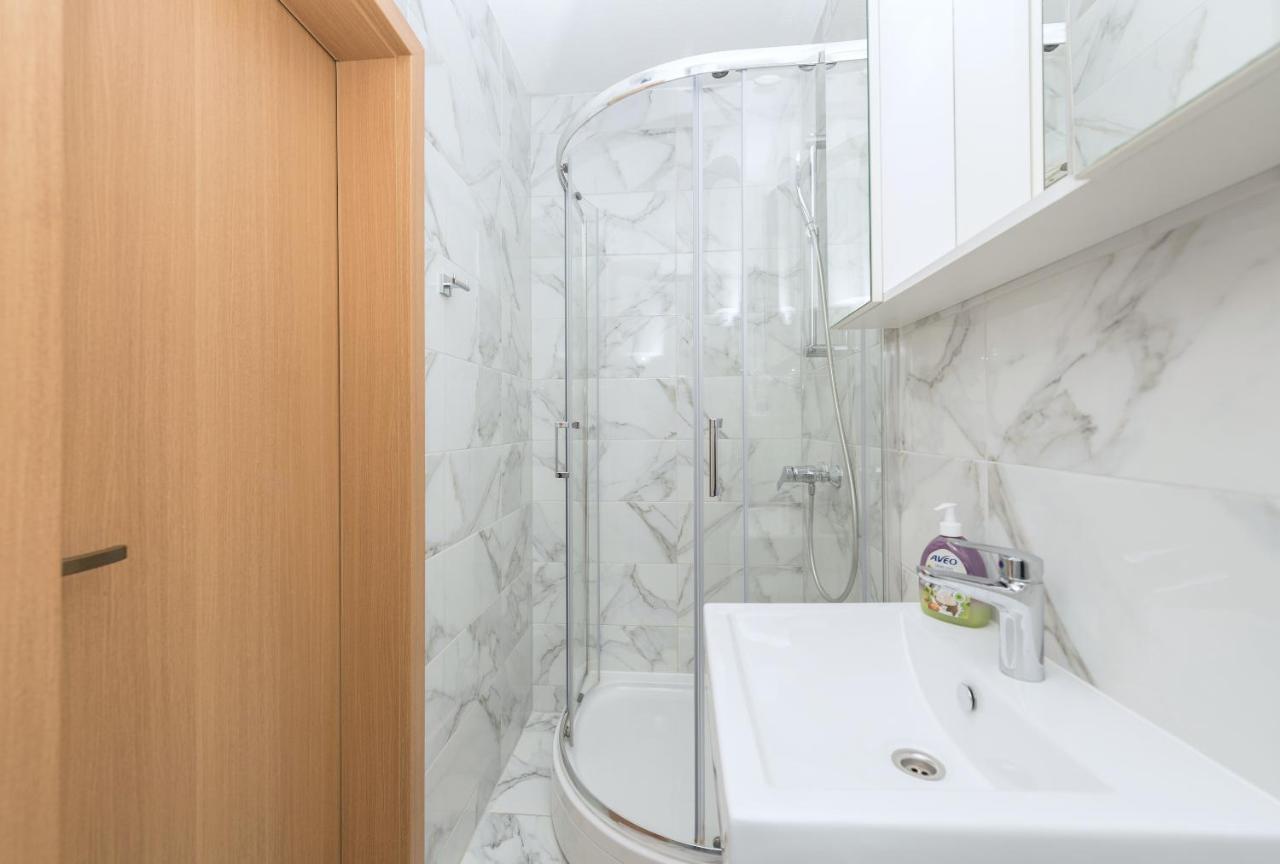 Apartmani Vukusic Promajna Exteriér fotografie